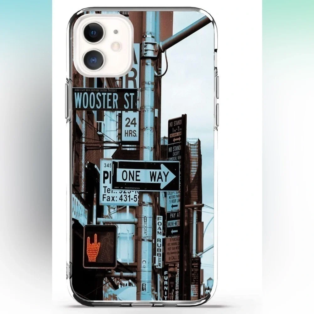APPLE iPhone 12 case NWT